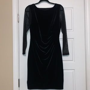 🆕 Anne Klein Black Dress